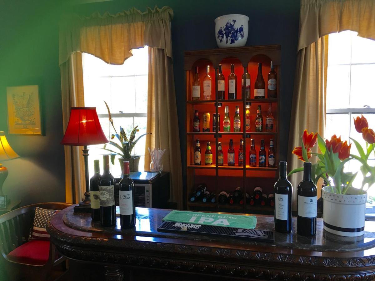 Oak Manor Inn Hartsville Buitenkant foto